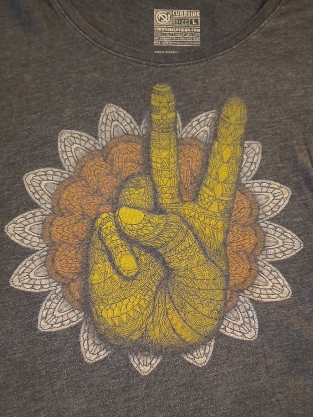 Curbside Women’s L Charcoal Graphic Tee w/ Peace Symbol -Hippie -love -Mandala - Picture 4 of 8